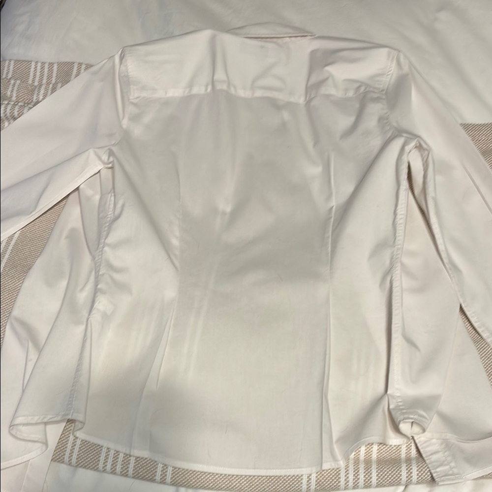 Banana Republic White Oxford Button-Up Shirt - Picture 5 of 5